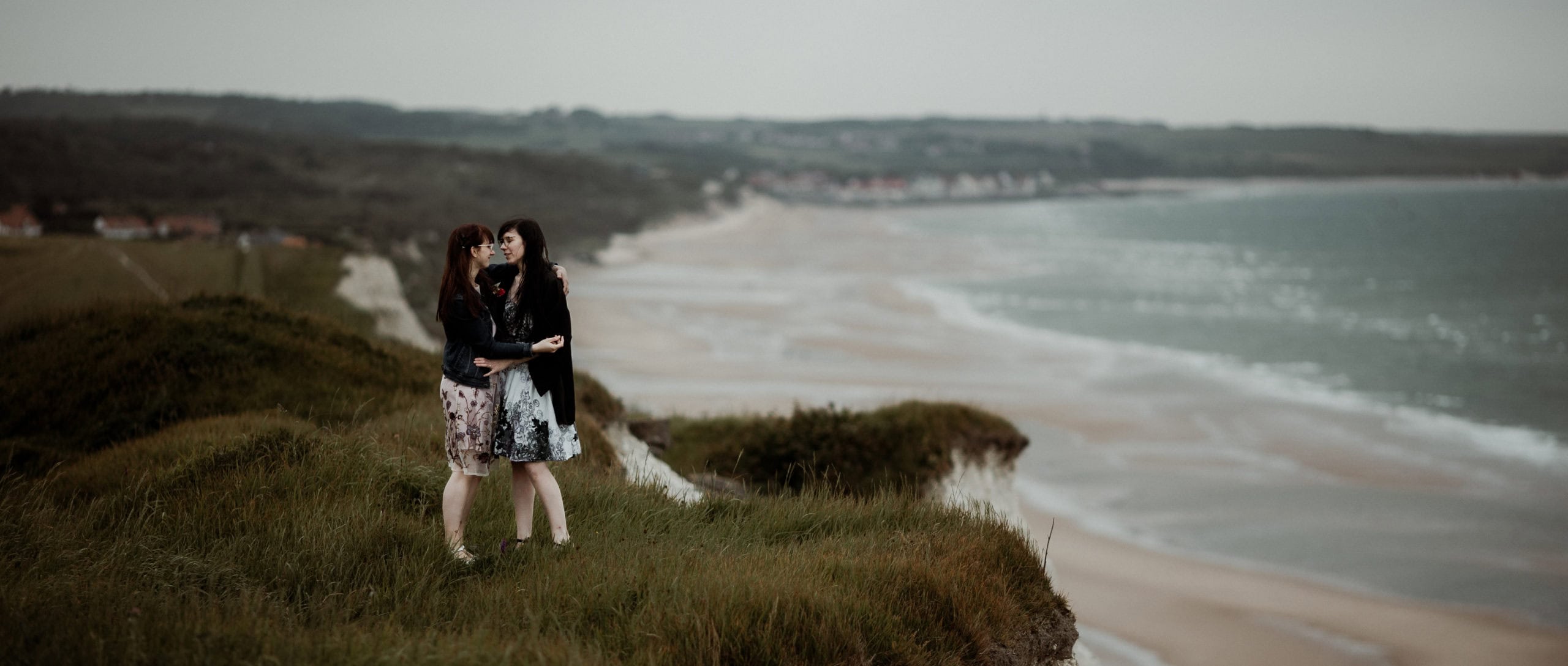 Séance d'engagement au Cap Blanc Nez - Owly Photography - photographe mariage 