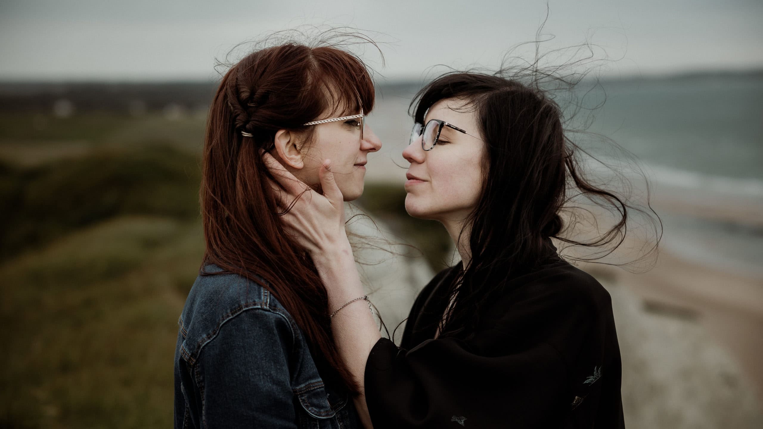 Séance d'engagement au Cap Blanc Nez - Owly Photography - photographe mariage 